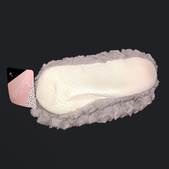 Fuzzy Women’s slippers - Picture 5 of 5